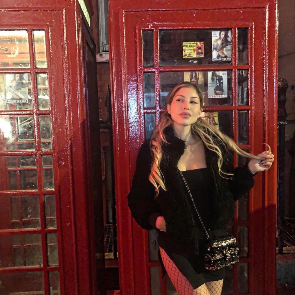 Meet your Posher, Nicole